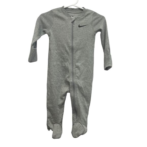 New Nike Baby Infant 3 Mos Zip Up Gray One Piece Long Sleeve Sleeper Bodysuit - Picture 1 of 4
